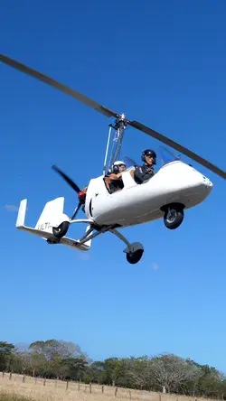 Autogyro in Costa Rica