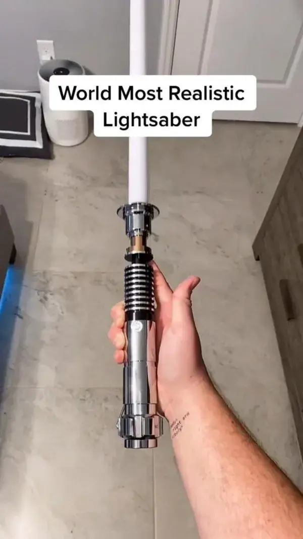 Star wars luke skywalker's lightsaber