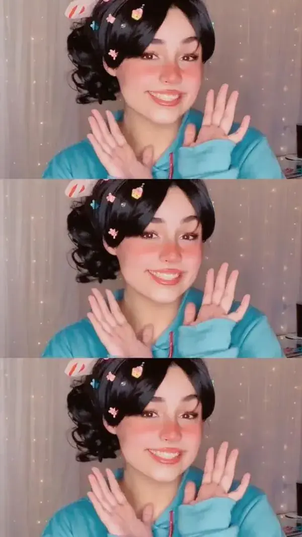 The nostalgia this trend has 🤩 #vanellope  #vanellopevonschweetz #disney  #cosplay  #wreckitralph