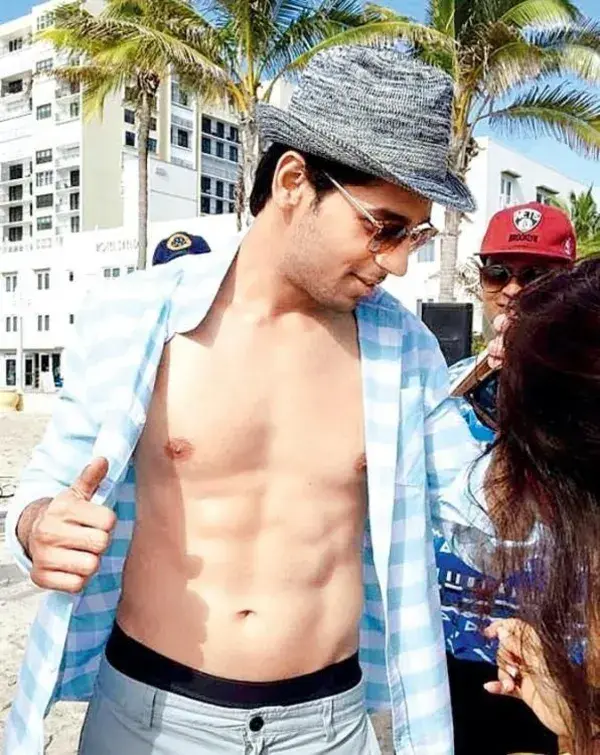 Sidharth Malhotra hot abs and body