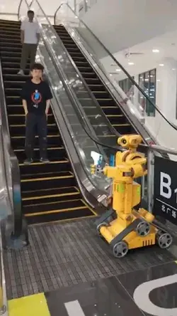 Smart Tech Robots 🧑‍🔧🧑‍🔧🧑‍🔧