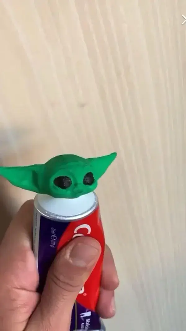 Baby yoday gift / Baby yoda toothpastetopper