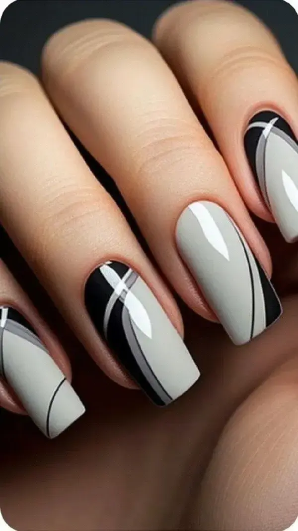 🖤✨ "Chic & Timeless: Black and White Nail Art Perfection!" 💅😍