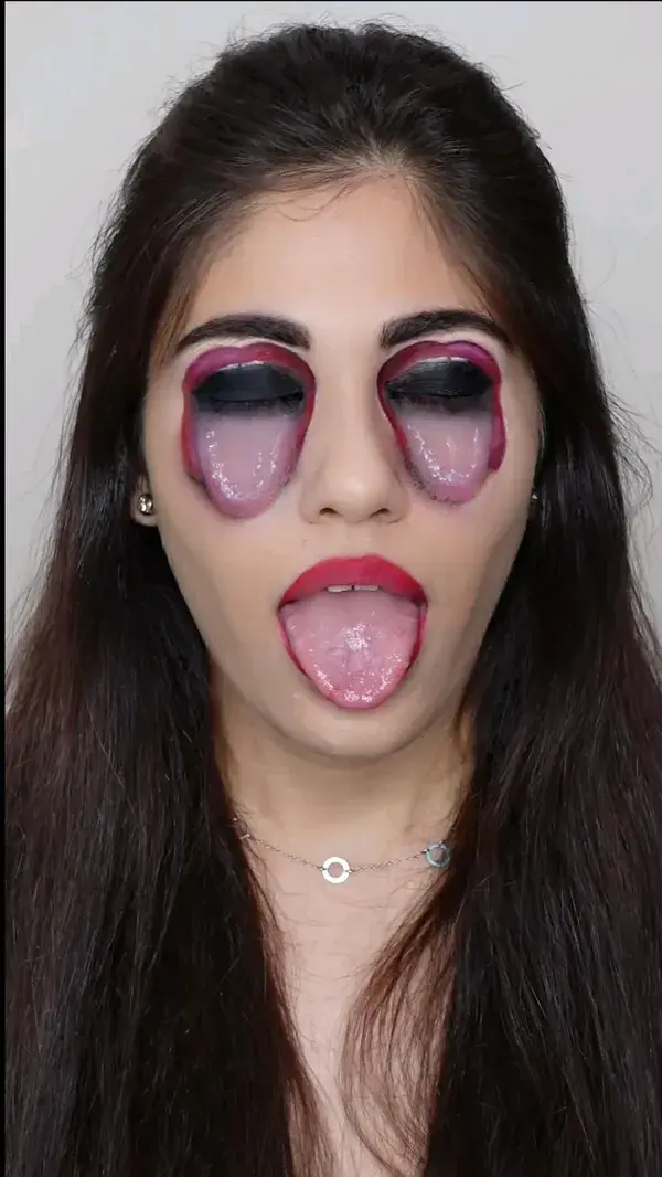 👅👅👅