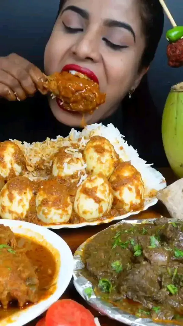 Ashifa ASMR Eating Spicy Chicken Leg Piece, Chicken Curry, Shawarma, Mutton Fry ASMR mukbang video