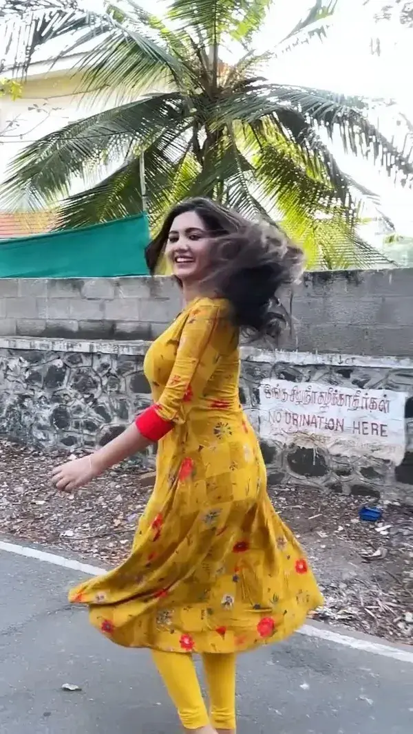 Vj Ayisha