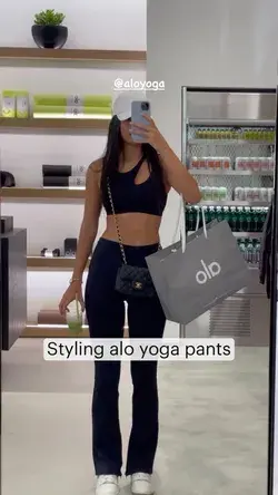 alo yoga pants