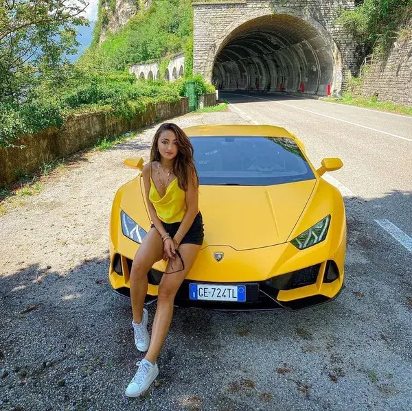 Lamborghini & Donne