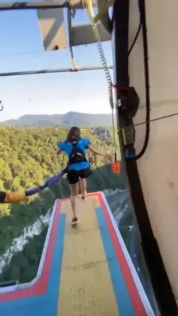 Have you tried bungee jumping in India? Tell us where in the comments! • 🎥 by @tanya_bezborodova