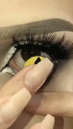 Yellow Cat Eye