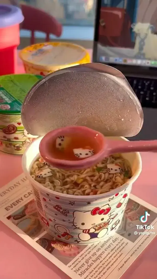 Ramen hello Kitty