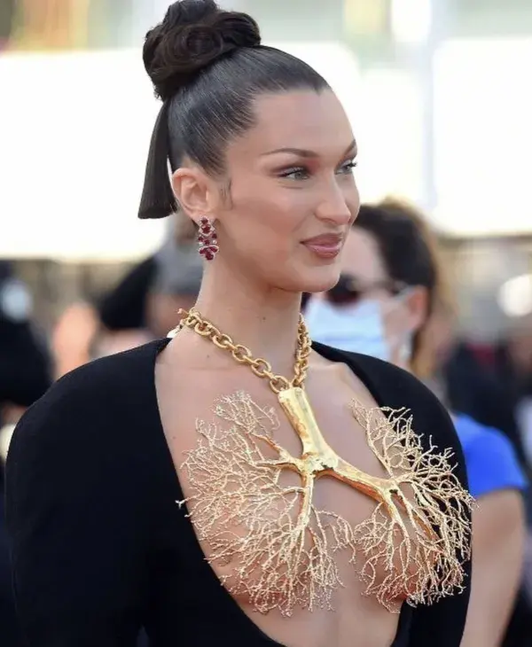 Bella Hadid