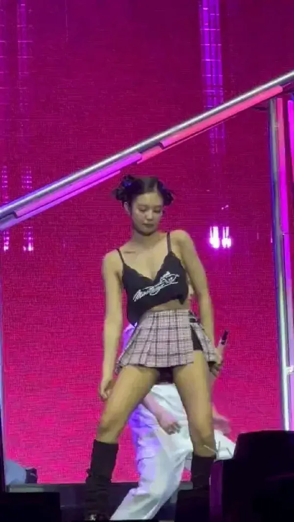 jennie typa girl at Manila Day 2