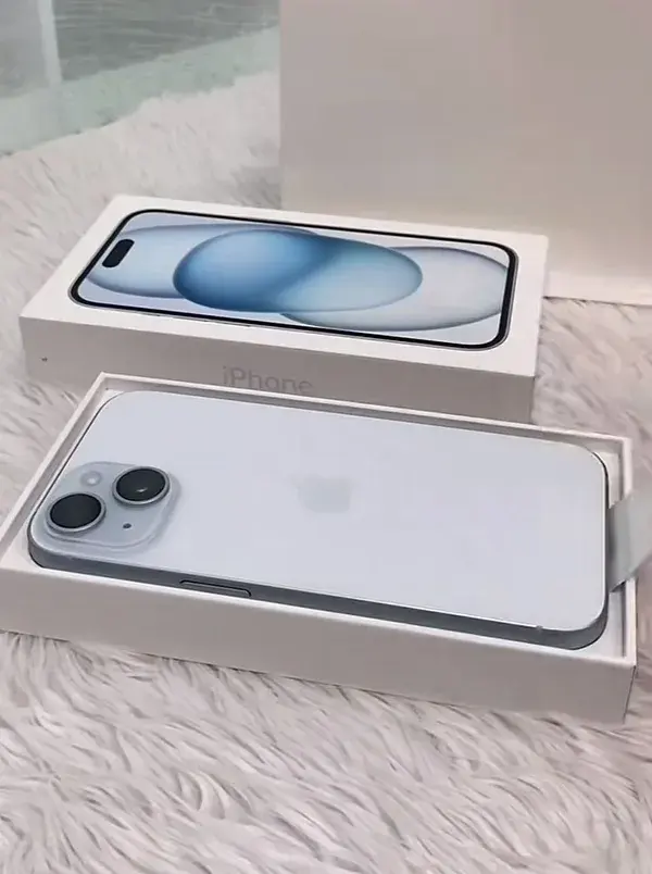 iphone 15 blue