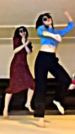 Sana&Momo(Cr:@loeritey On TikTok)