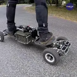 Electric mountain board with tilting system