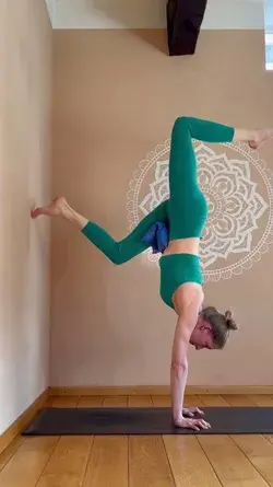 Yoga Flow at home - for Contortion Workout and SPLITS, stretching technique!