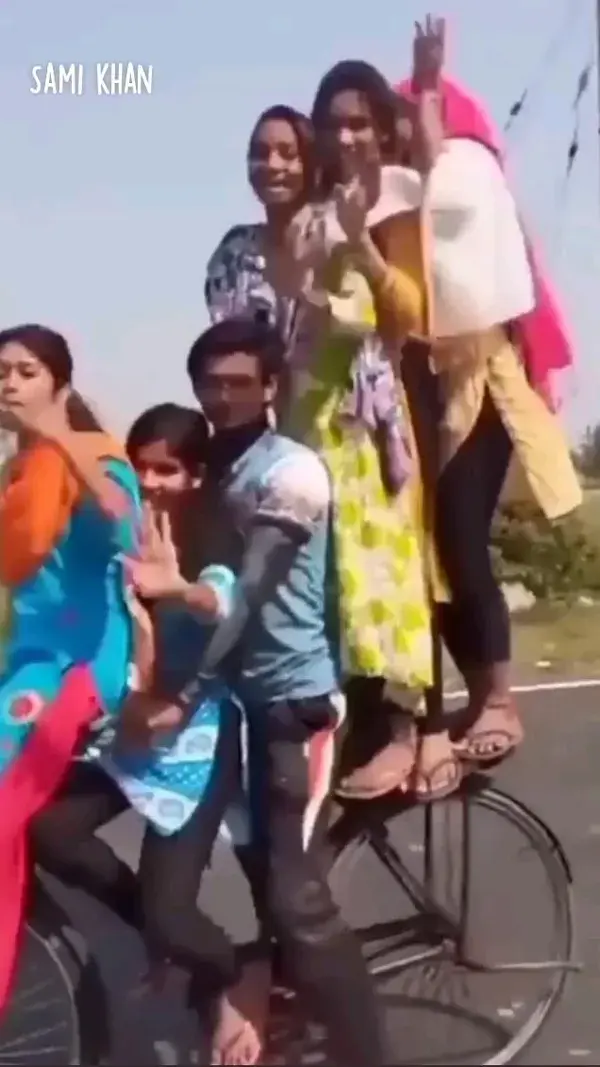 Sami khan cycle funny video 🤣🤣🤣