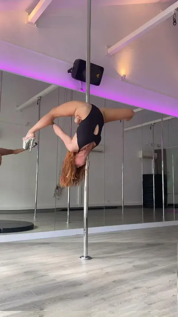 @eleonorepoledance on Instagram