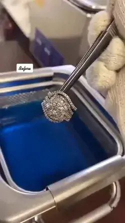 Cleaning Daimond in Ultrasonic Cleaner