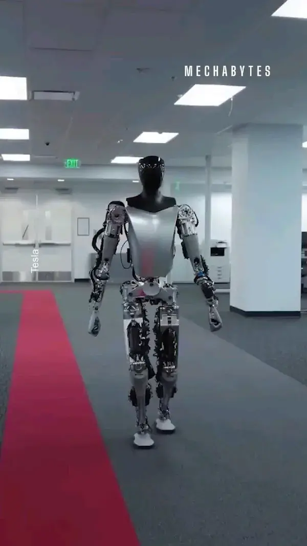 Tesla's New Humanoid Robot 🤖  🎥 credit: Fossbytes  #technews24h #tesla #robot #optimus #humanoid #