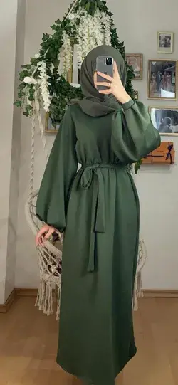 Pin by KOKO Bordi on Mes enregistrements | Muslim fashion dress, Modern hijab fashion, Muslim fashion outfits