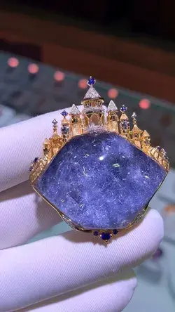 18K gold and blue hair crystal castle, every girl’s dream castle