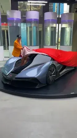 The Hydrogen-Powered Supercar 😱🔥 💦⁣