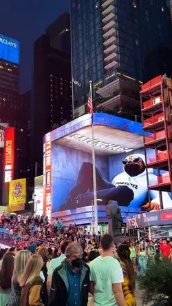 Immersive 3D billboard installation in Times Square shows Fortnite’s Doggo!