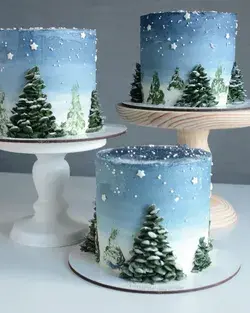 Deck the Halls and Your Dessert Table with Christmas Cake Inspiration