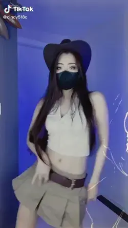 CINDY 💚🤍🍀 (tiktok)