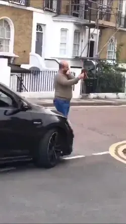 Officer Shitstain gets stuck on fence👨‍✈️💩