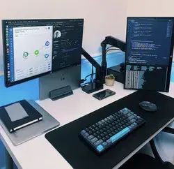 Aspiring desk setup