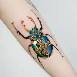 Tattoo Artist Adds Gold To His Tattoos Making Them Incredible