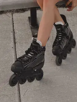 roller skates aesthetic