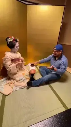 Mindblowing Game With Geisha
