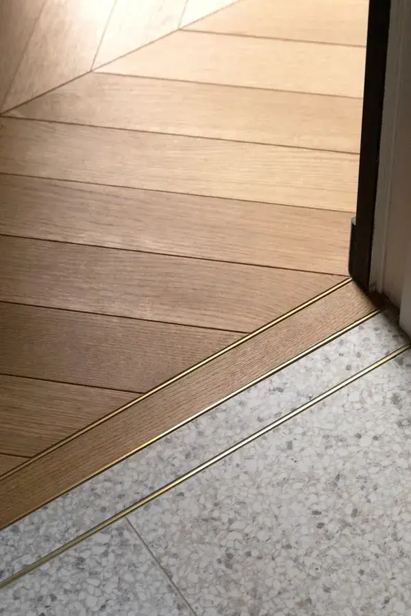 Custom floor transition