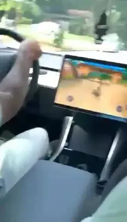 VIDEO GAMES IN YOUR CAR!!