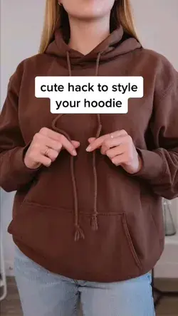 Cute🎀 hack to style you hoodie💖