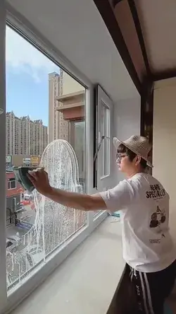 Magnetic window cleaner