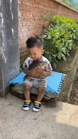 He is so Emotional #funny #videos#fishes