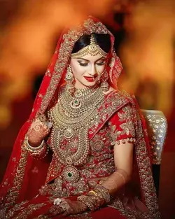 How to Match Traditional South-Asian Jewellery with Different Outfits