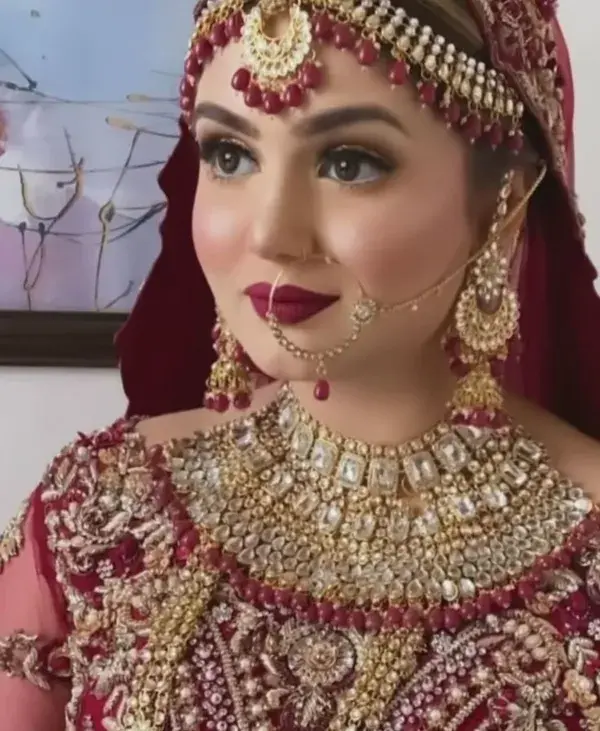 Bridal's image in Different Movement & styles #bridaljewellery #bridalhairstyle #bridalmakeup #