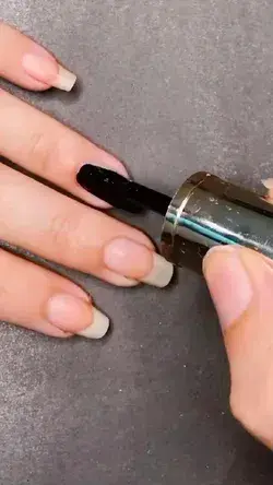 black polish nail art