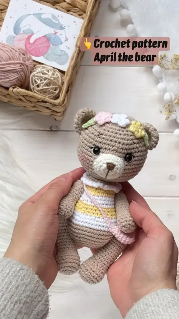 👆Crochet pattern April the bear