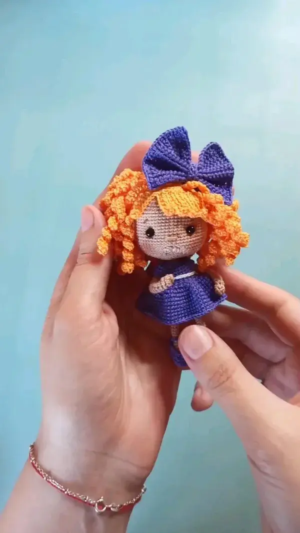 Crochet doll pattern