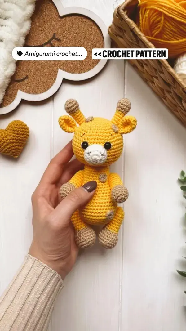 << crochet pattern safari giraffe