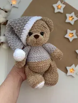 Small crochet bear