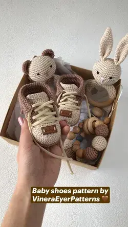 Baby shoes pattern by VineraEyerPatterns 🤎