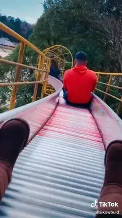 Roller slides [Vidéo] | Voyage insolite, Paysage vacances, Vacances de reve